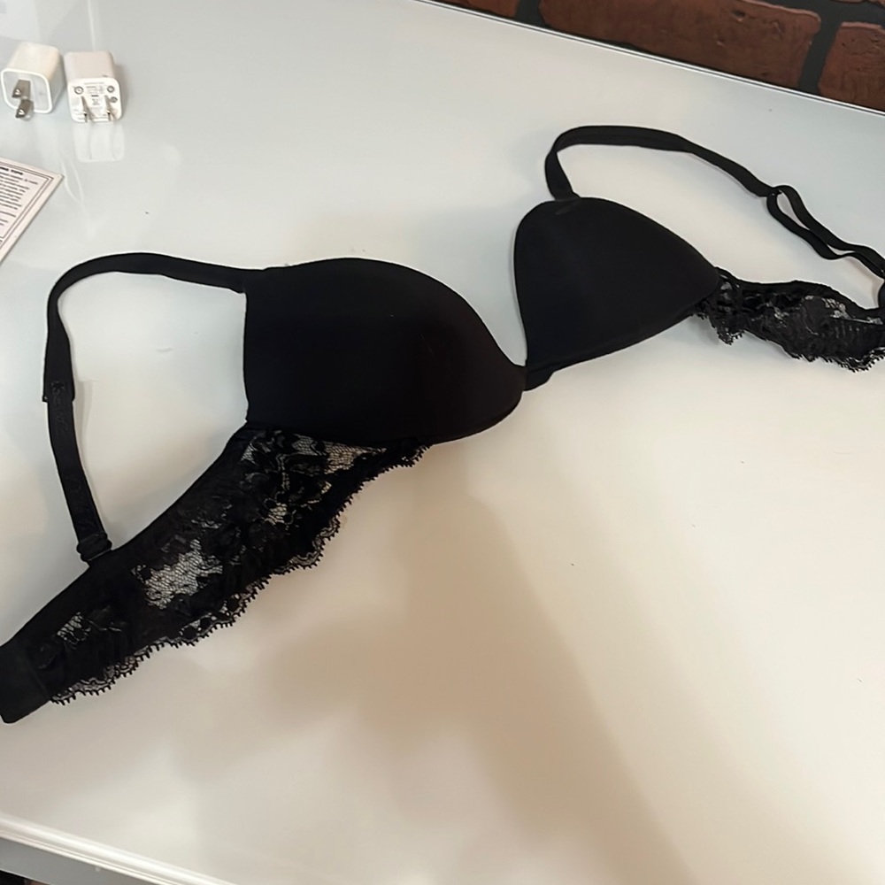 New La Perla Souplé Lace Trim T-Shirt Bra Black Sz 32 C